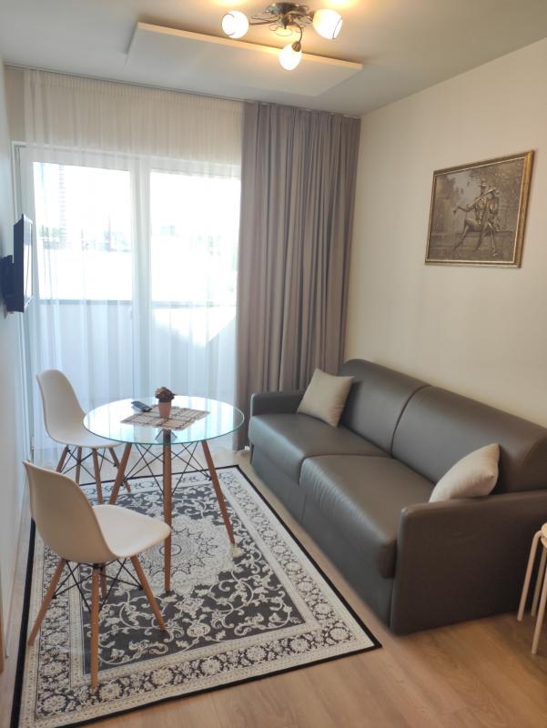 Malūno Vilos apartamentai su baseinu P.Nr.2
