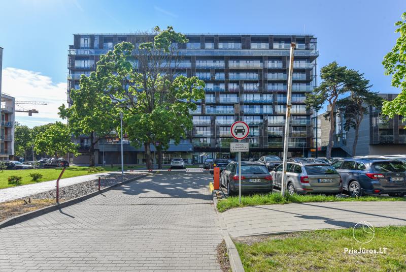 Šviesūs studijos tipo apartametai Palangos centre