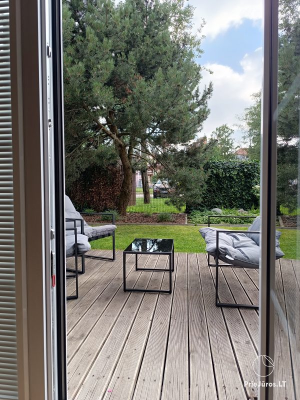 Apartamentai su nuosavu kiemeliu Klaipėdos centre