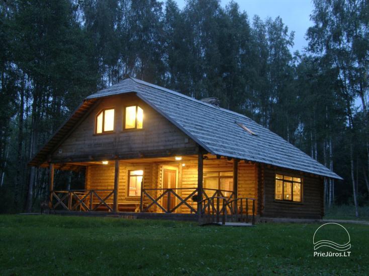 Kempingas Muižnieki Latvijoje prie ežero Usmas