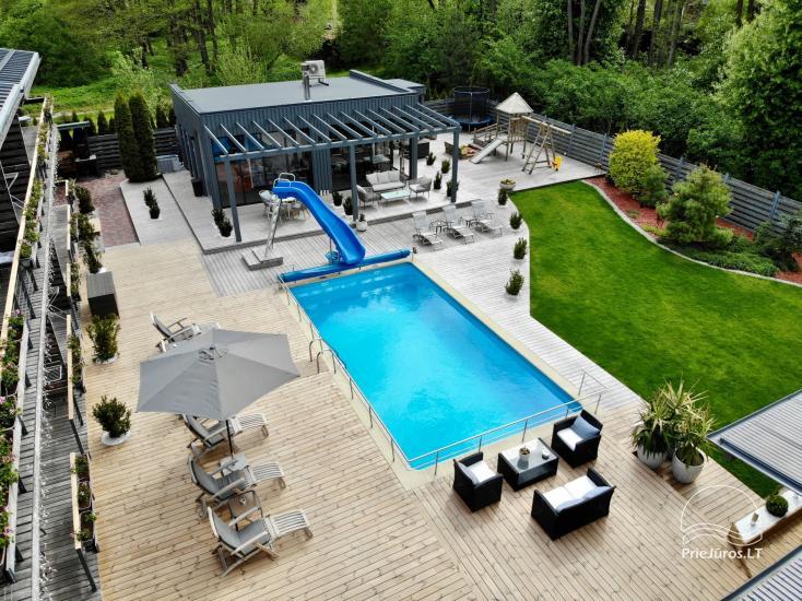 Apartamentai, liuksai, kambariai – Vila „VITALIJA“ Palangoje su šildomu baseinu!