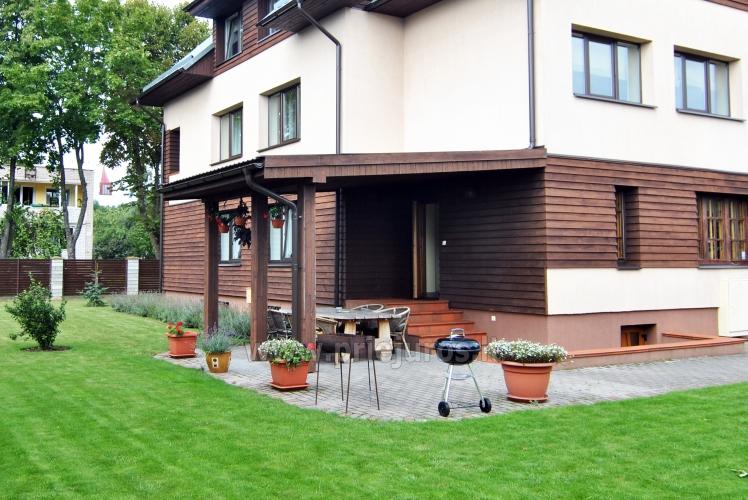 Kambariai ir apartamentai Šventojoje - svečių namai  11 ŽUVĖDRŲ