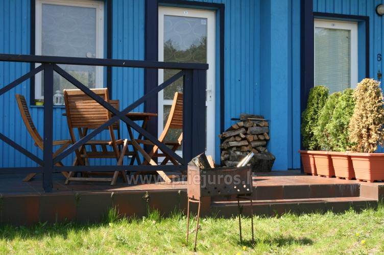 Trīs guļamistabu kotedža Pervalkā ar kamīnu un saunu