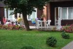 Pas Valentiną: apartamentai 1 a.,kiemelis,terasa su staliukais, Wi-Fi